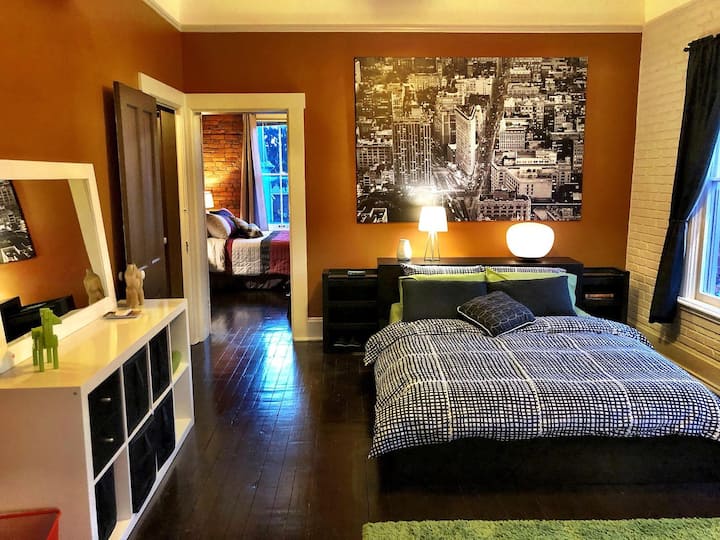 The Red Stable German Village Airbnb, entire home!