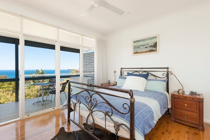 Главна спална соба и предна тераса