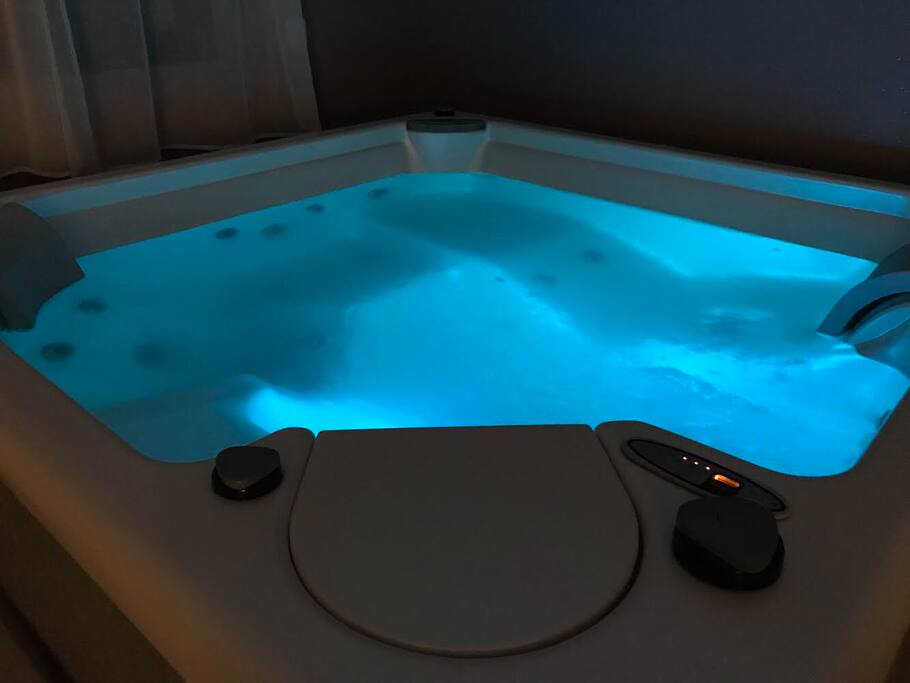 Jacuzzi