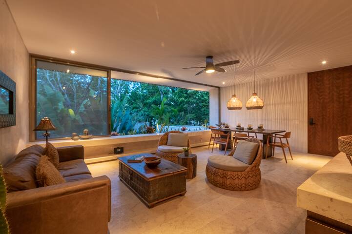 Tropical Rentals managed Airbnb listing 3
