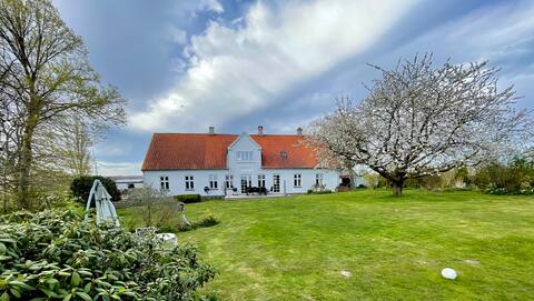 Havlykkegaard - a unique old lady on the Baltic Sea