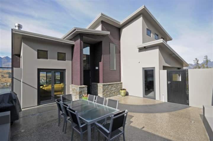 Olivers Place
