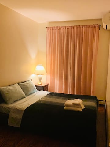BEAUTIFUL COZY ROOM IN HOUSE