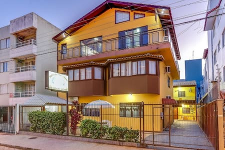 Residencial Tânia Apartamentos Canasvieiras (AP4)