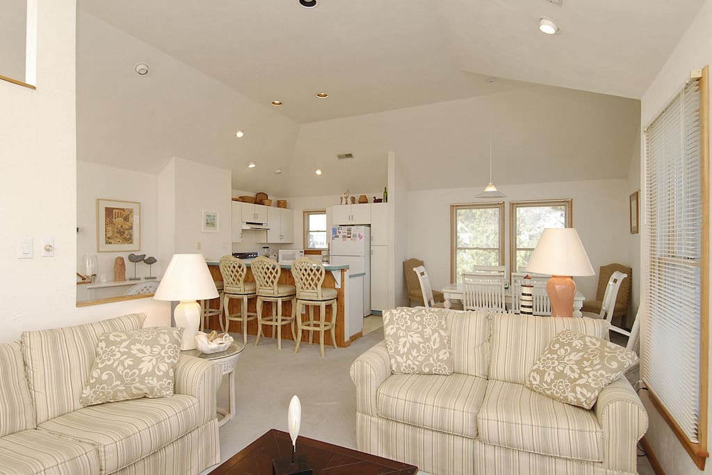 Upper Main Level,Living Area,