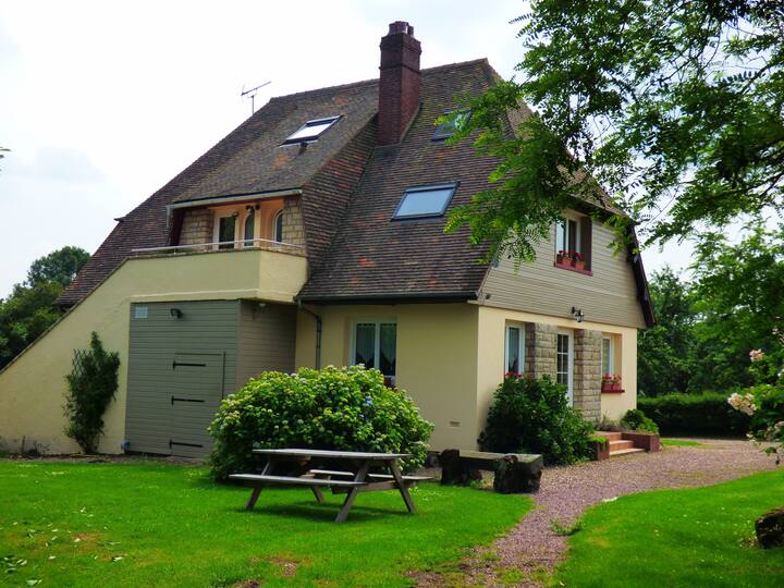 Gîte du Domaine de SaintLéger (5 pers) Guest houses à louer à La