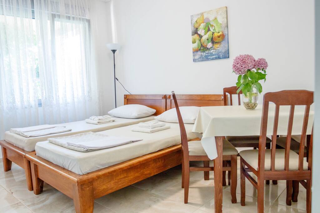 Room 1