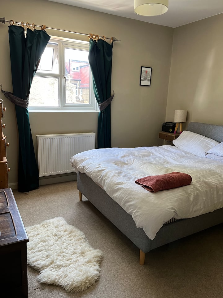 საძინებელი 3