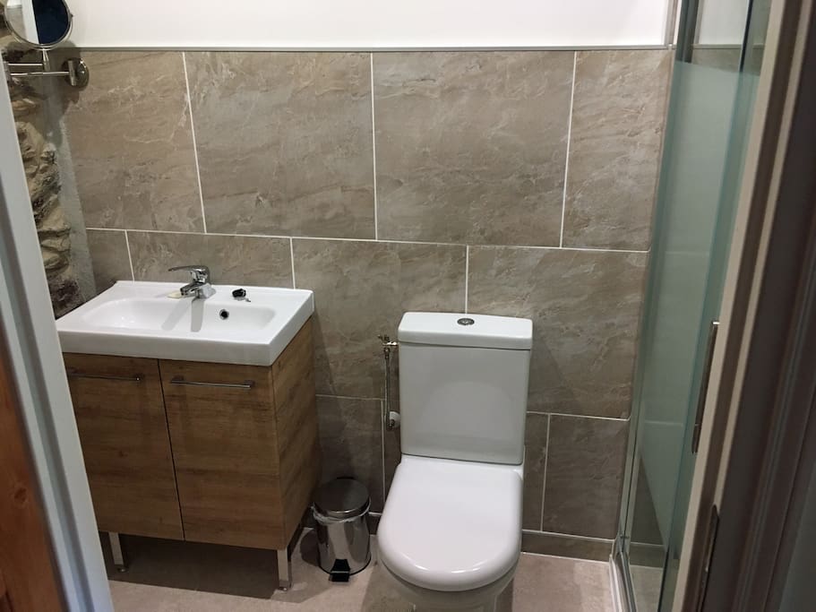 Ensuite
