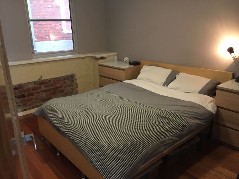 Main double bedroom