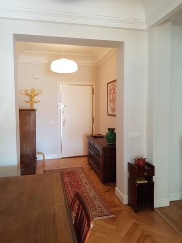 Amplio APARTAMENTO en MONCLOA – Mascotas consultar gallery image 2