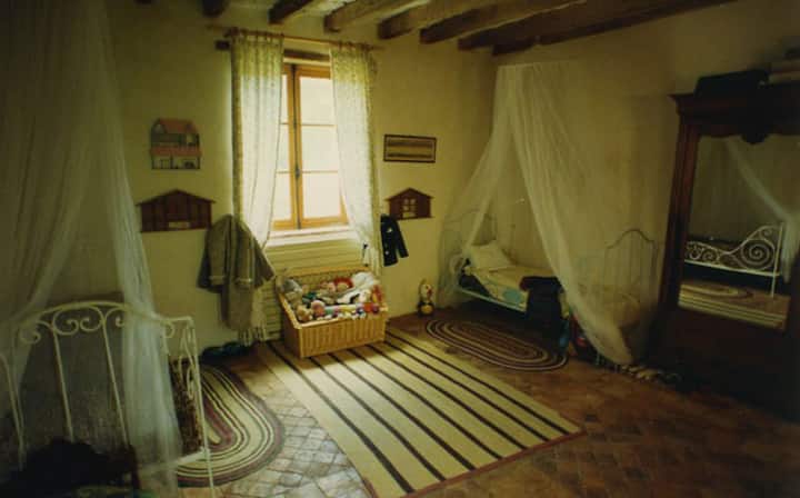 חדר ילדים, הרבה מקום להוסיף מיטות...