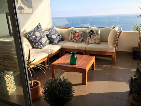 Elegant Apartment with a View of Playa Brava