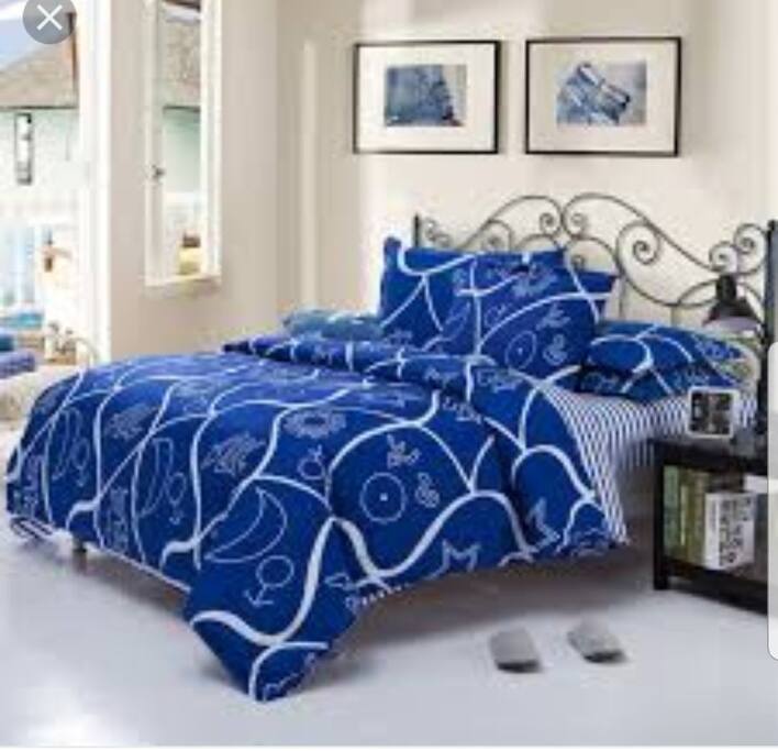 Queen bed fit for a king
