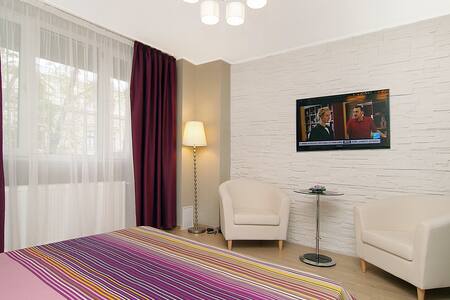 Central studio Calea Victoriei