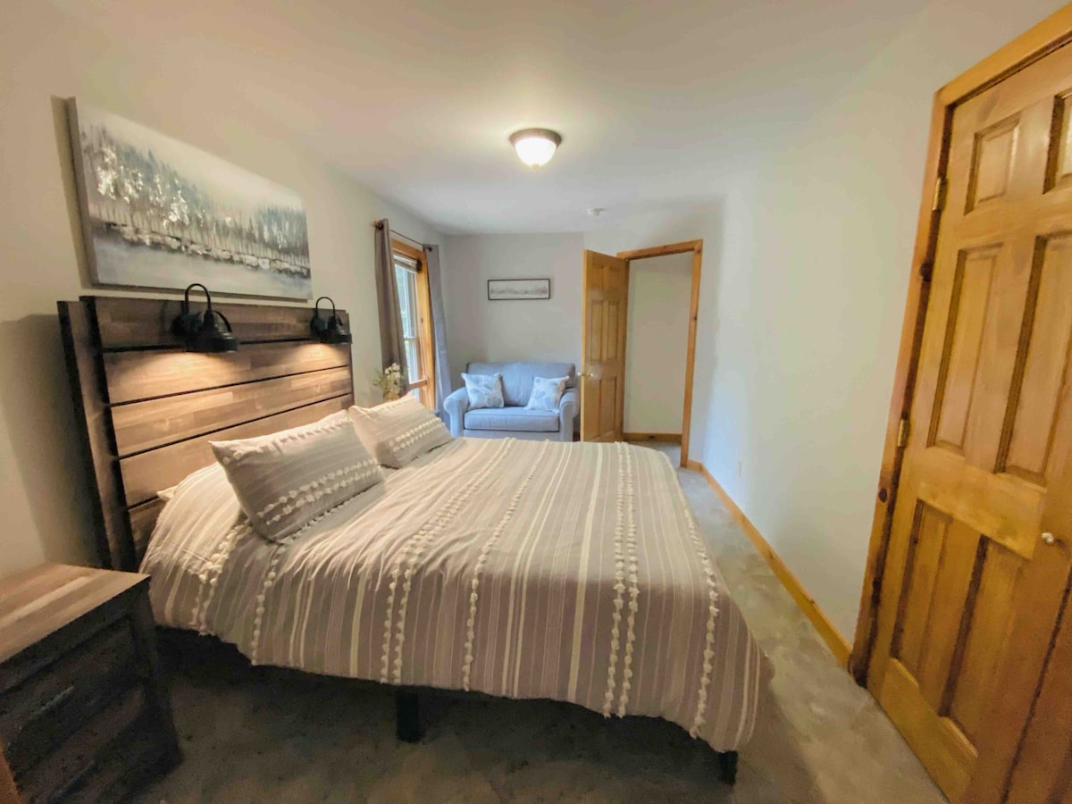 Втора спалня с двойно легло и разтегателен диван