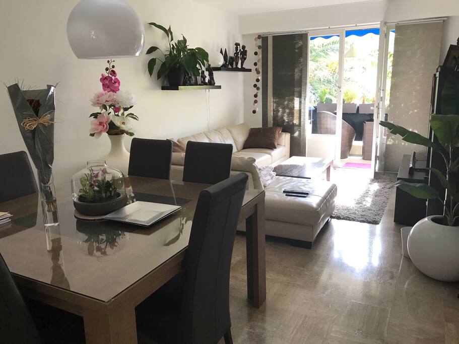 Salon