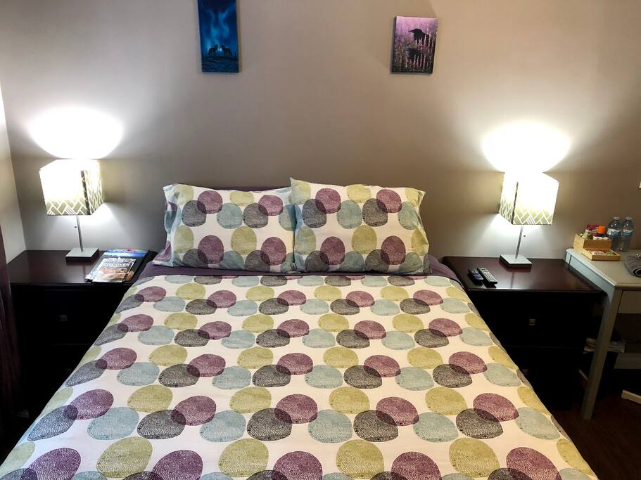 Queen bed