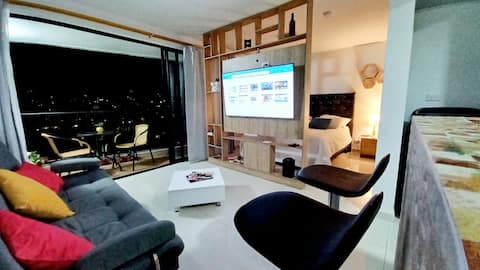 Top Airbnb: Loft Suite near Airport and Chipichape in La Flora
