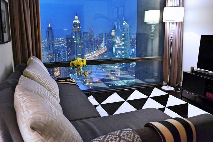 Luxury Apartment Next To Burj Khalifa Wohnungen Zur Miete In Dubai Dubai Vereinigte Arabische Emirate