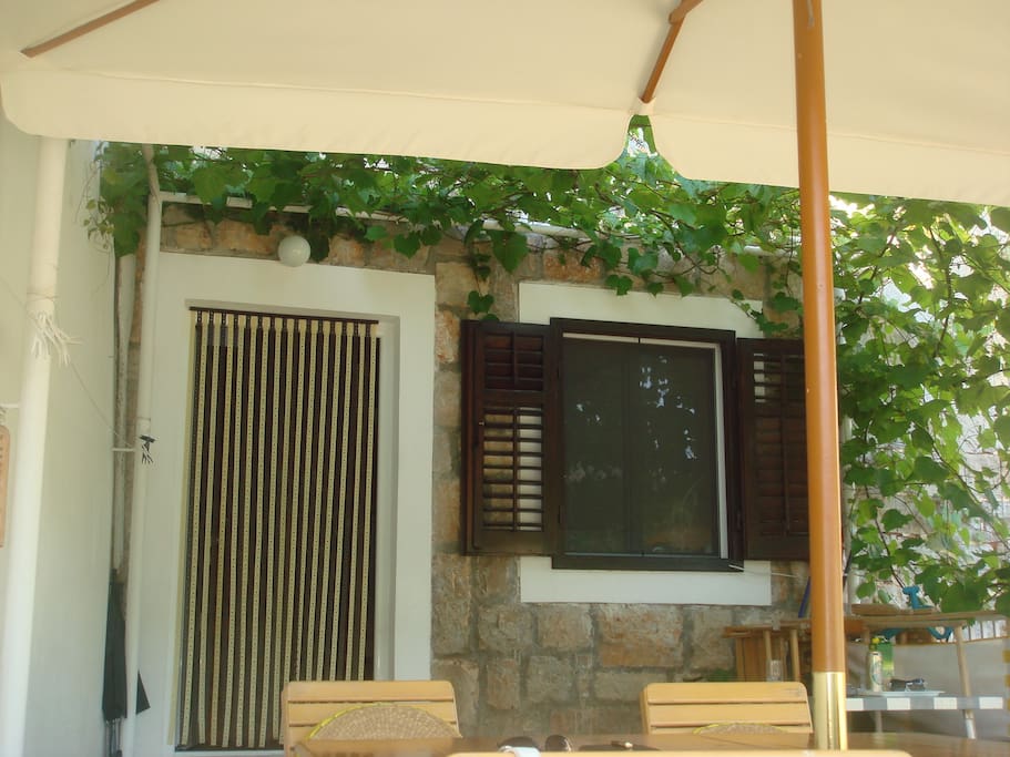 maison traditionnelle en pierre