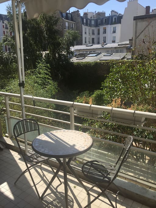 Terrasse View perfect for eating out and BBQ