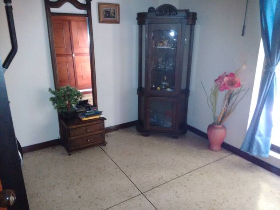 Segundo cuarto donde se podrán colocar colchones inflables que yo les suministro.