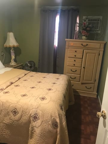 Accommodating room