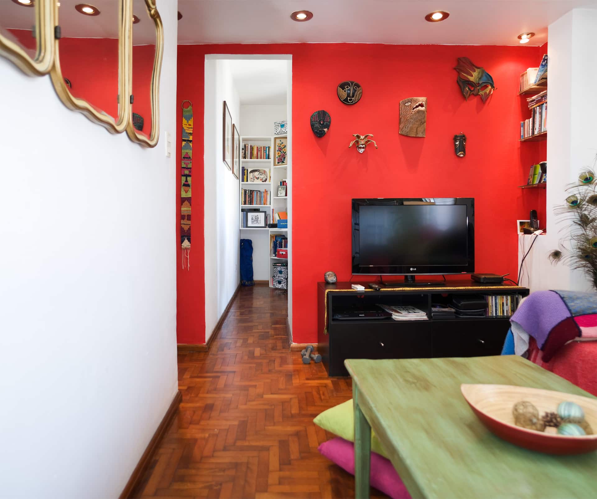 Departamento de 2 ambientes renovado con balcón en San Telmo