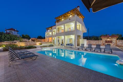 NIKOLETA  villa,swimming pool,barbecue & sea view