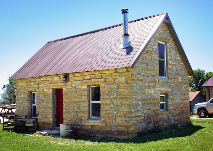 Historic Limestone Cabin with Loft in the Country Houses for Rent in
