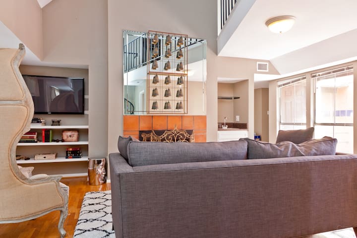 The Downtown Austin Luxury Standard