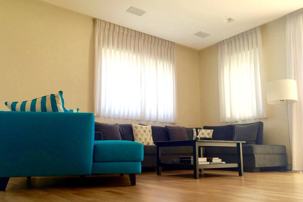 Lounge Area