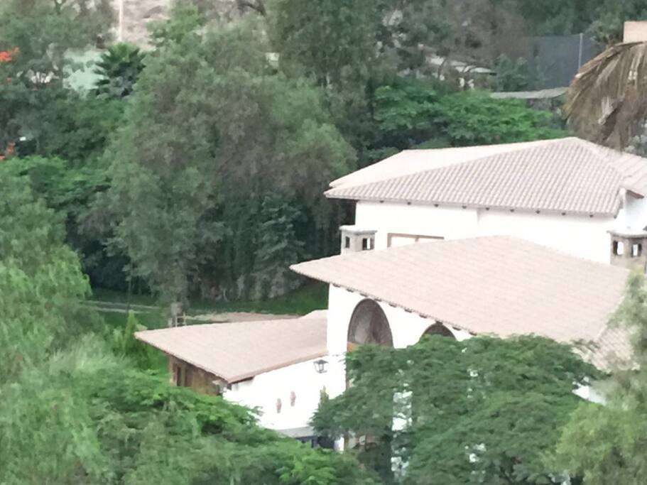 Casa y Jardines