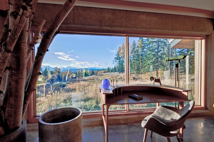 A view to the west through the west-facing windows.