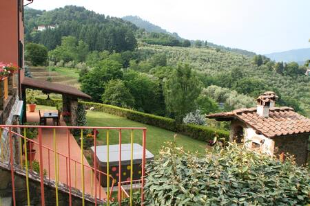 Top 20 des locations de vacances à pescia, locations saisonnières ... Veranda ispirazioni Entree