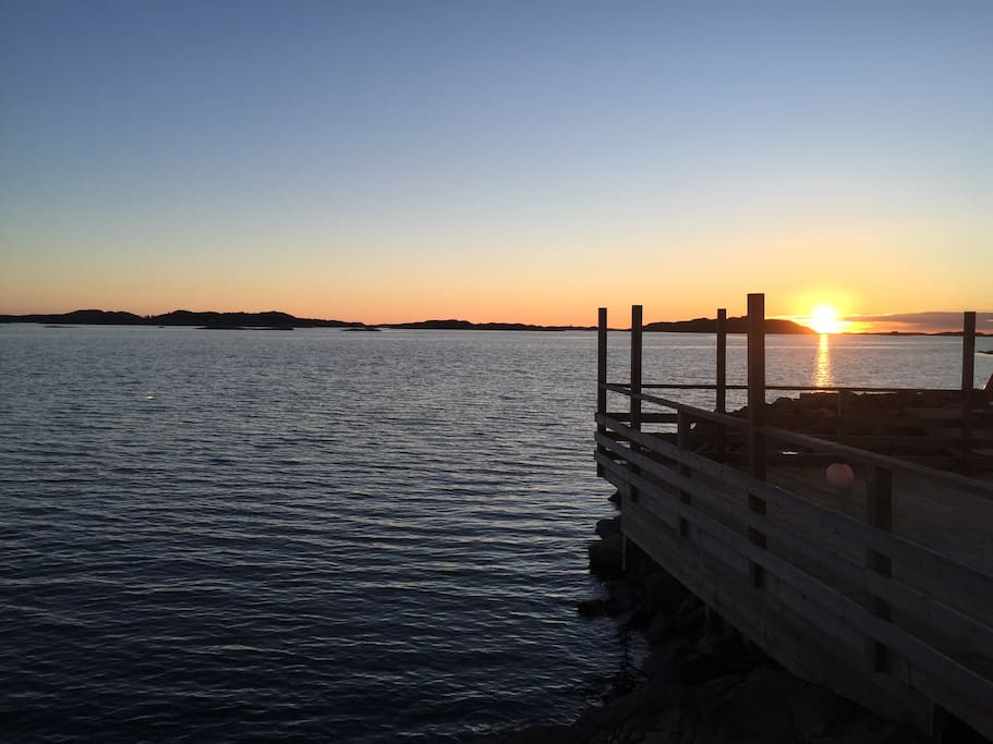 Solnedgång vid havet är bara så vackert!