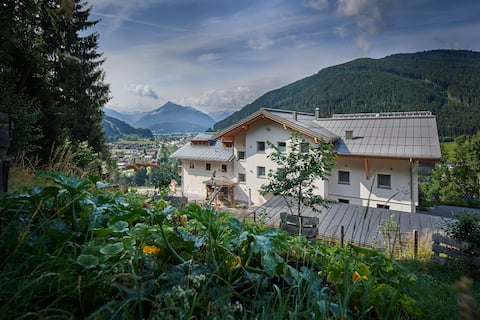 Apartment "BERG" 6 - 8 Pers. in Eben/Ski Amadé