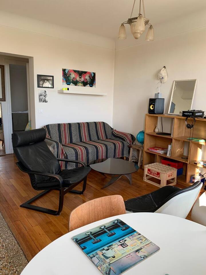 Quiet 2 room apartment with beautiful view Apartments for Rent in