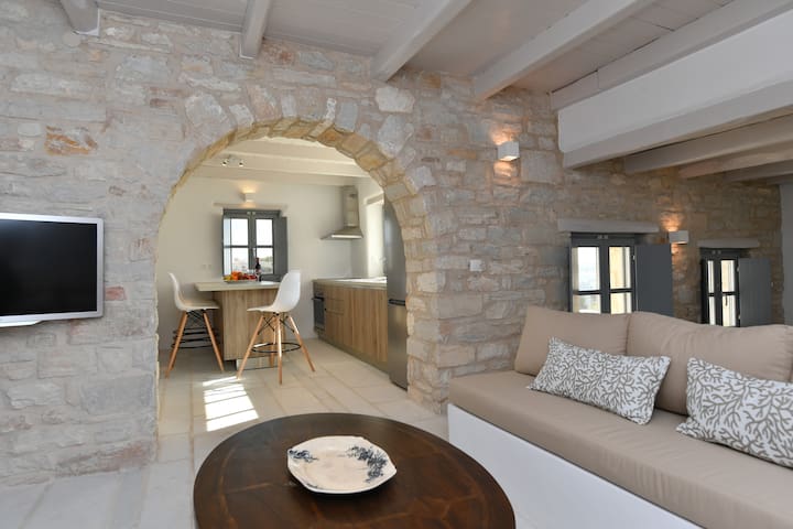 Sea Swell Villa 1 at Santa Maria, Paros gallery image 5