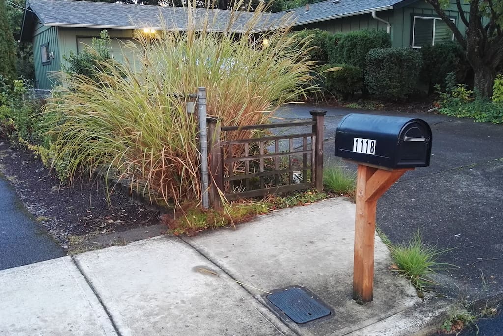 when you see this mail box 1118 you are in the right place