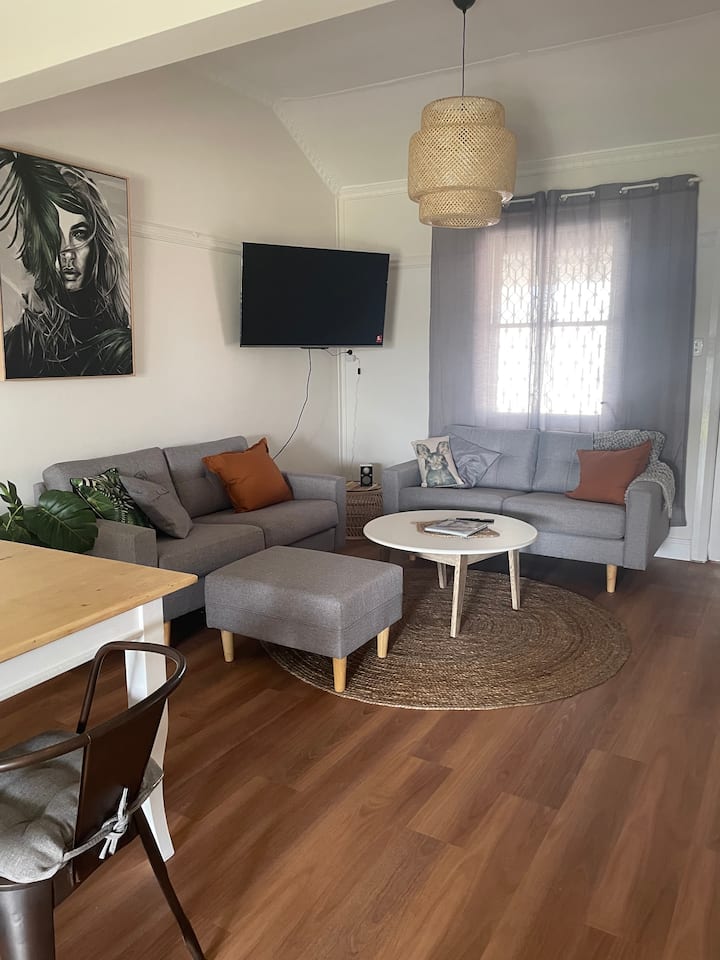 Fred’s House: Contemporary Meets The Outback - Broken Hill