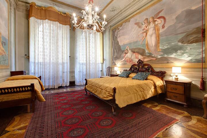 great flat with terrace in the heart of florence gallery image 5