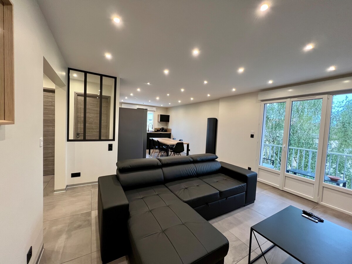 Top Airbnb: Beautiful premium apartment - Dijon center à Jouvence