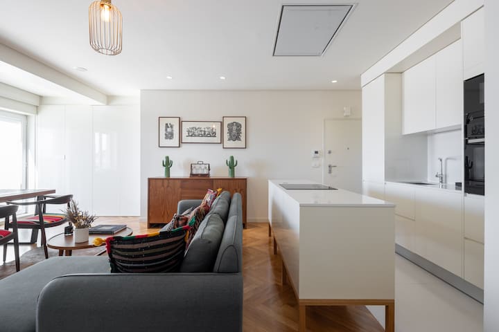 Best rooftop in Porto! gallery image 3