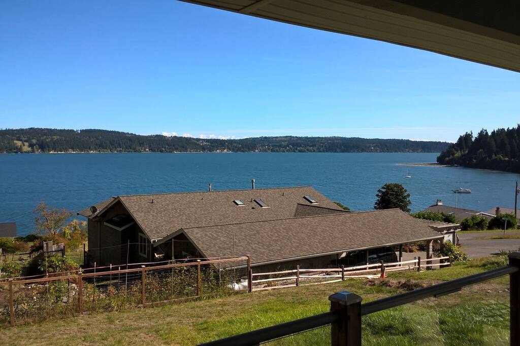 Endless views of Honeymoon Bay