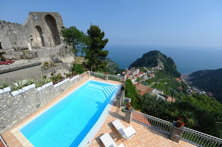 Villa Eustachio
