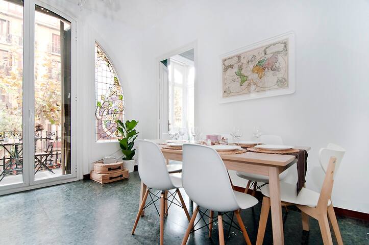 Descubre TU lugar CERCA de Ramblas Paseo d gracia gallery image 3