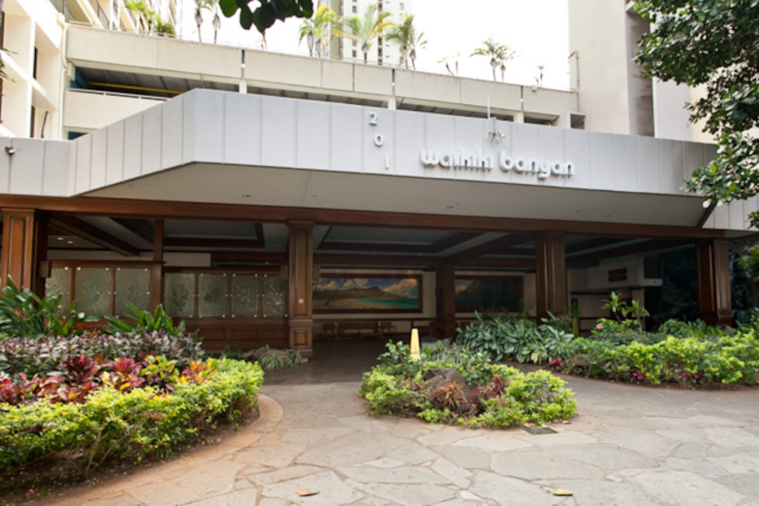 Condo in Honolulu · ★4.55 · 1 bedroom · 2 beds · 1 bath - Image 11