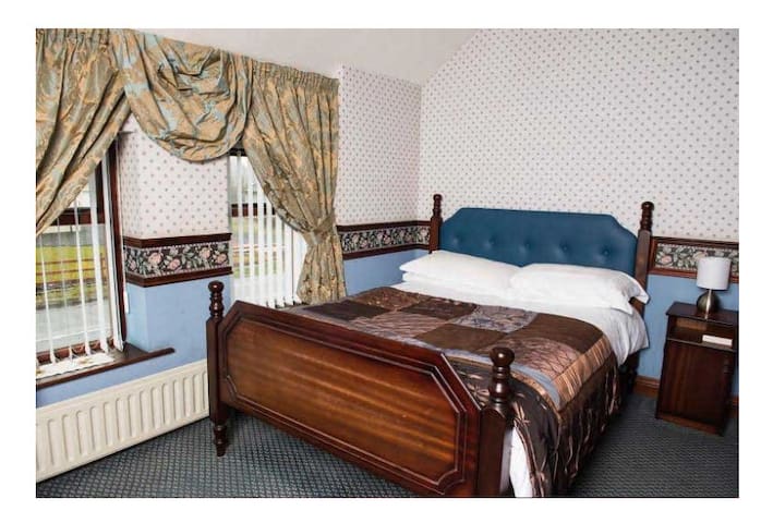Creeve House Country Guest Inn Bedroom 6